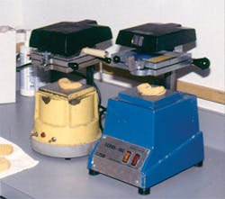 P1410dechr04 P1410dechr04