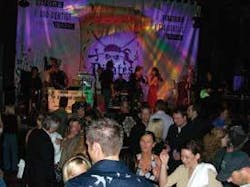 Th 0705deenh02 Th 0705deenh02