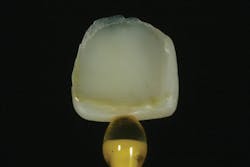 1605demau P18 1605demau P18