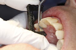 1610decez P02 1610decez P02