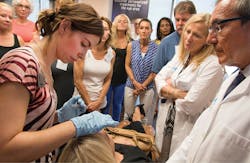 1709demal P01 1709demal P01