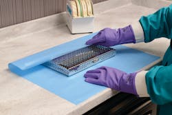 Figure 2: Instrument cassettes can be easily wrapped after sterilization. Figure 2: Instrument cassettes can be easily wrapped after sterilization.