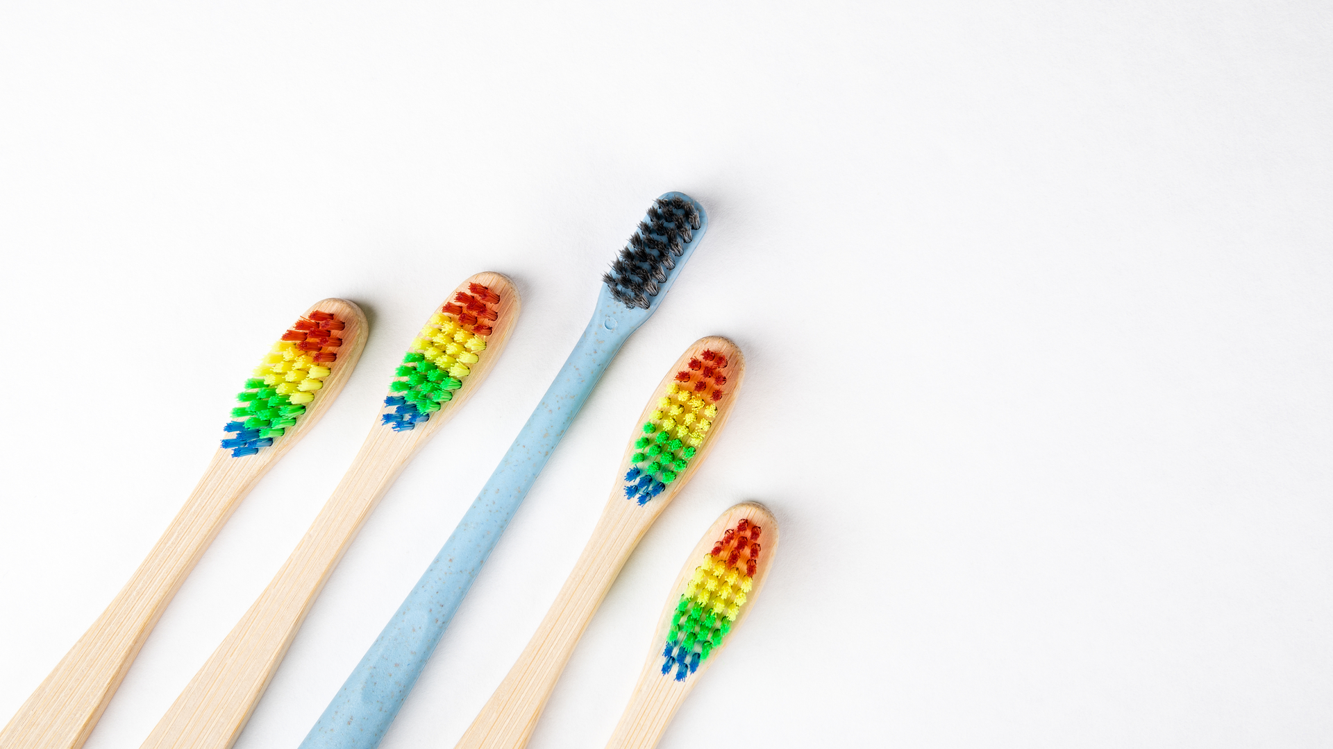 2104 De Cwil P01 607768188d223