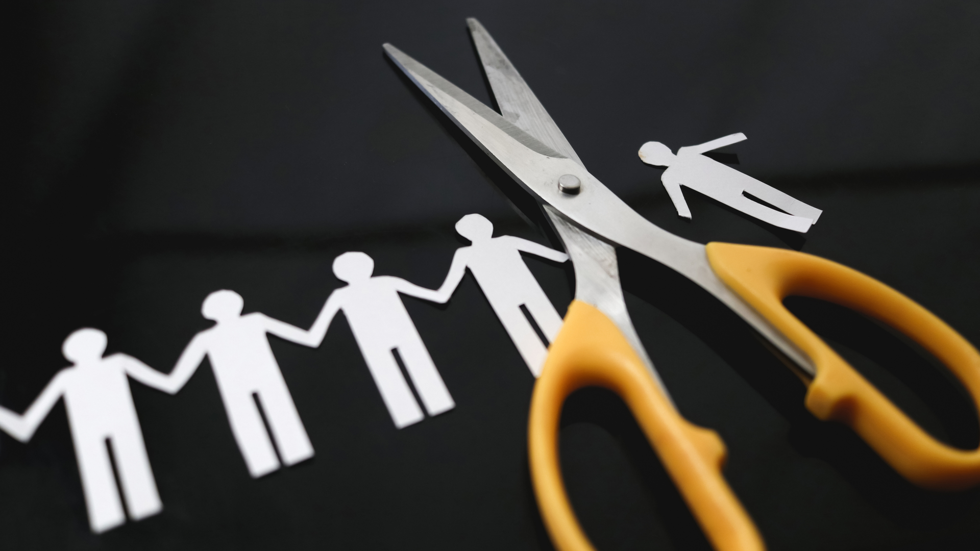 2106 De Ccom P01 6094472a9777d