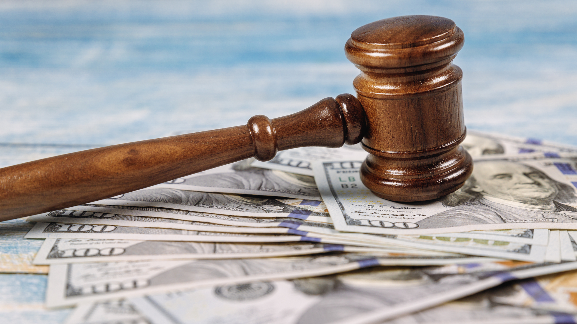 2106 De Chal P01 6093120543851