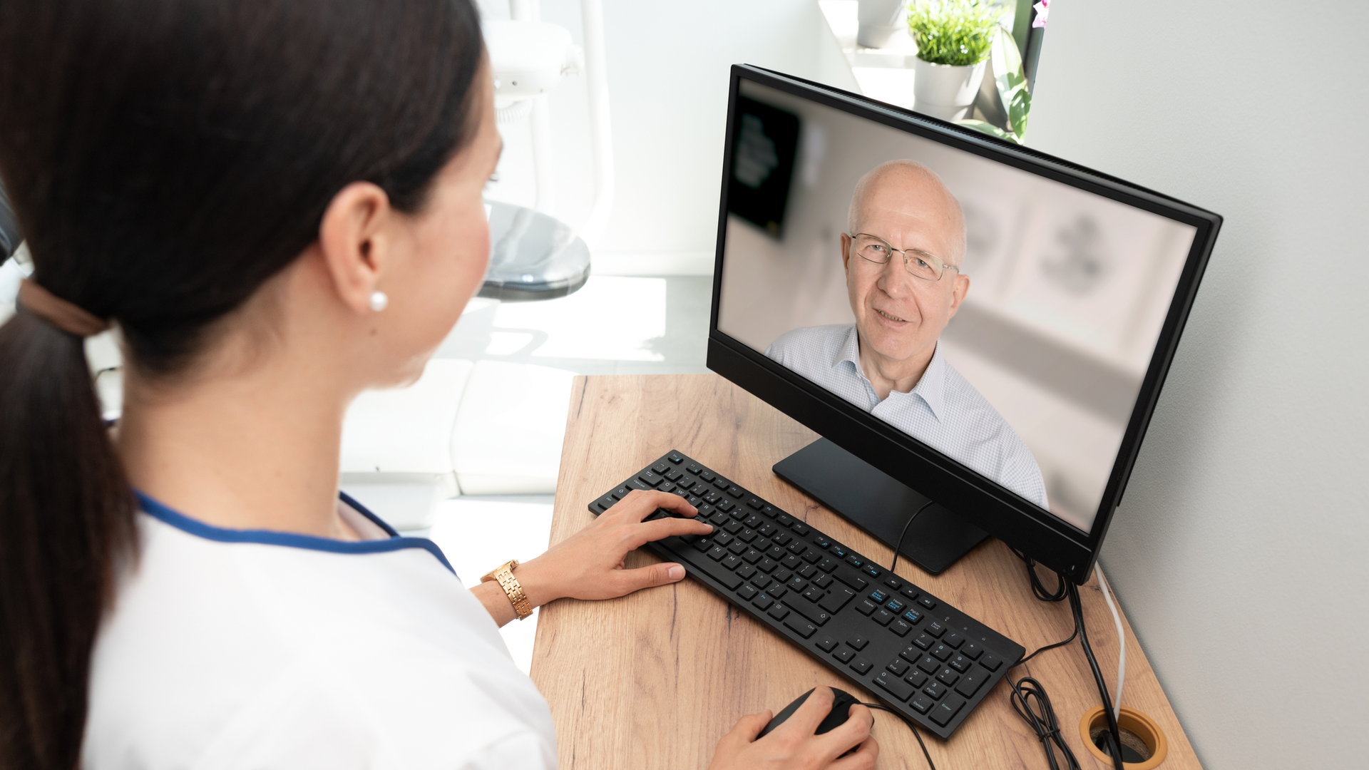 2203 De Ctur P01 62043b155e474