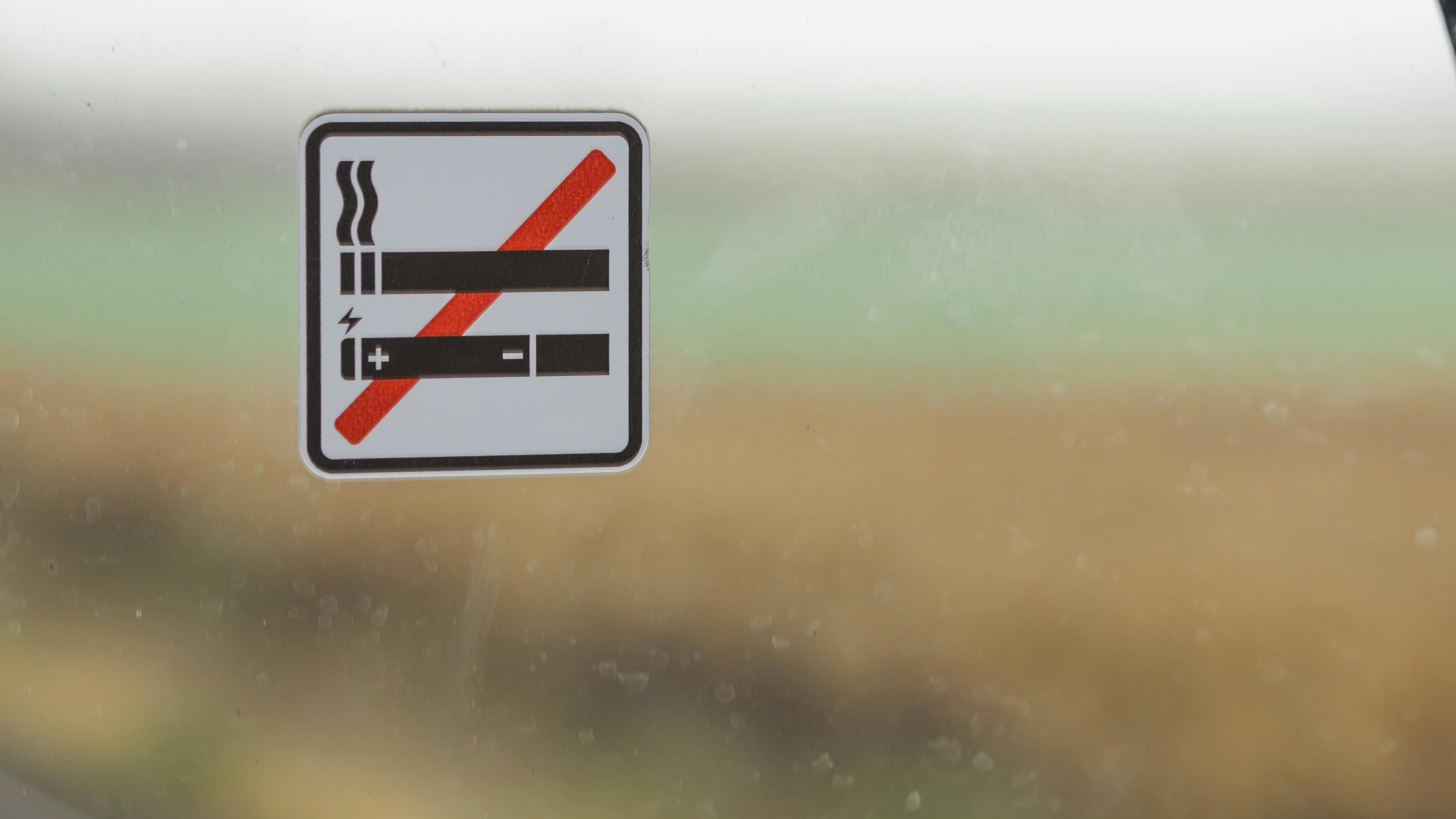 vaping-smoking-oral-cancer