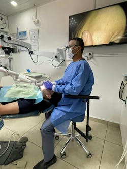 Figure 3: Ergonomic loupes Figure 3: Ergonomic loupes