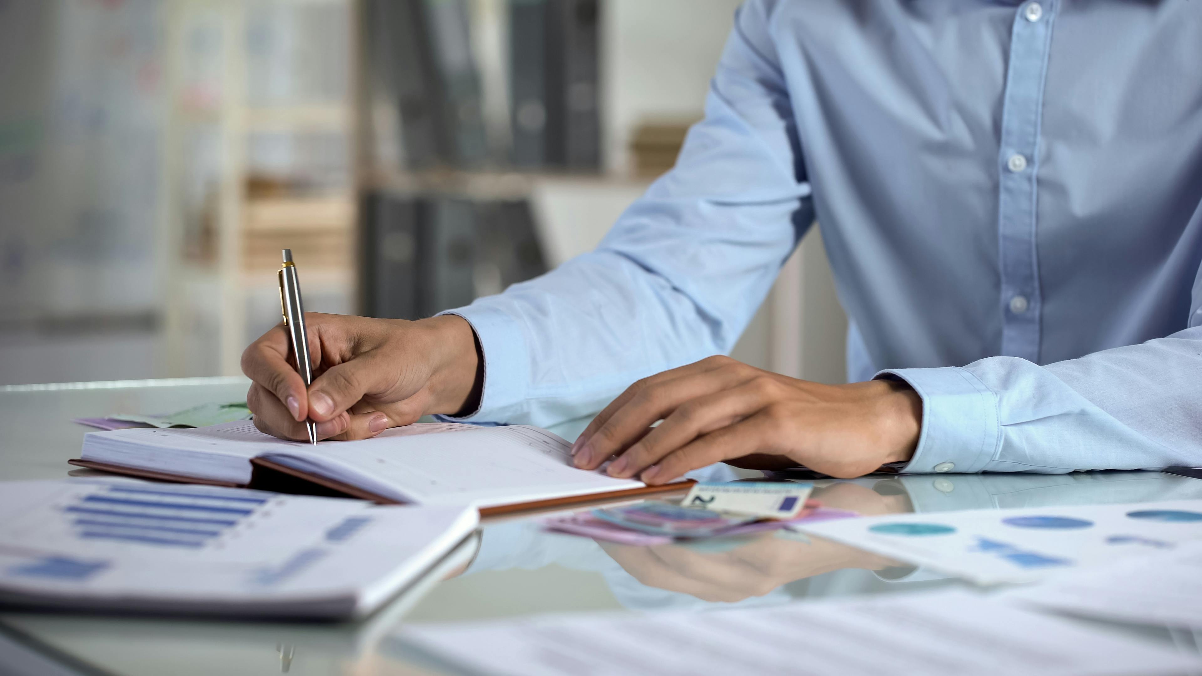 Dentists with fee-for-service practices must know their numbers.